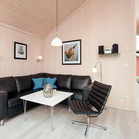 Nordische Kuestenflucht Mit Sauna *